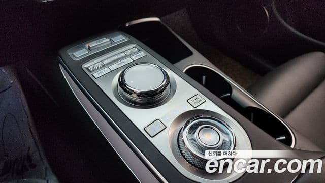 Genesis GV70, 2023 9