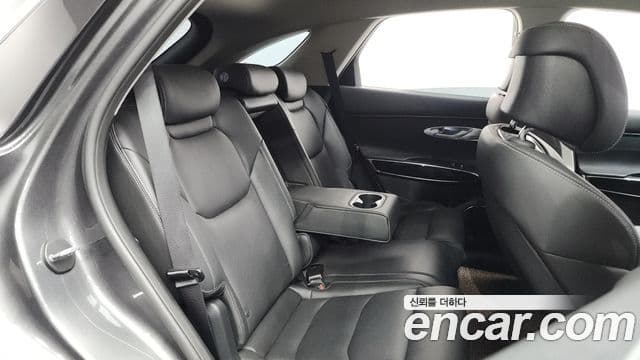 Genesis GV70, 2023 12