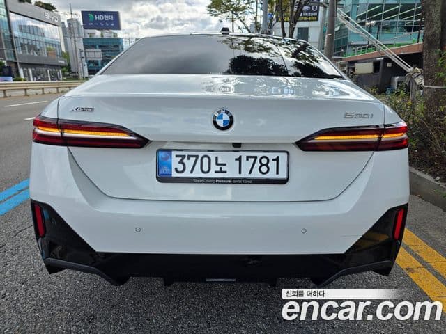BMW 5시리즈 (G60) 530i xDrive M Sport, 2026 4