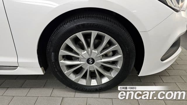 Hyundai LF Sonata 1.6 турбо Smart, 2016 все фото