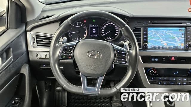 Hyundai LF Sonata 1.6 турбо Smart, 2016 13