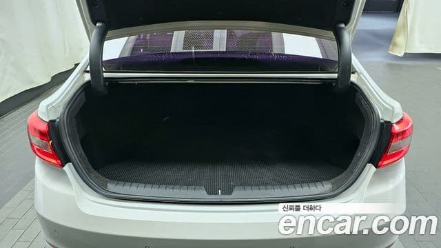 Hyundai LF Sonata 1.6 турбо Smart, 2016 20