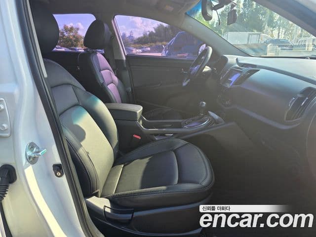 Kia Sportage R топовая версия, 2013 10