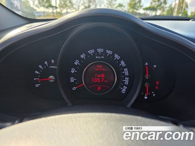 Kia Sportage R топовая версия, 2013 15