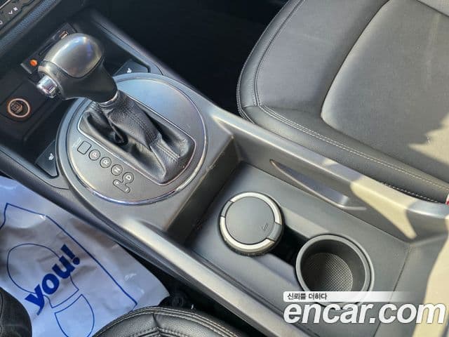 Kia Sportage R топовая версия, 2013 16