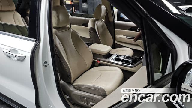 Kia Carnival 4세대 Signature, 2021 10