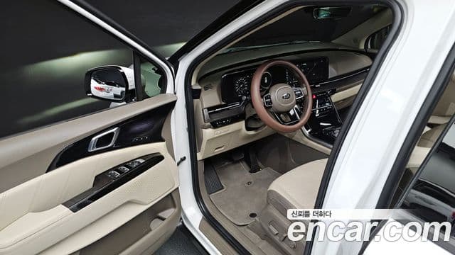Kia Carnival 4세대 Signature, 2021 11