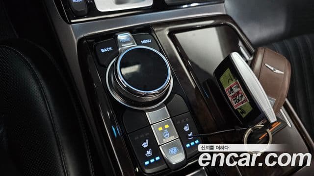 Genesis EQ900 Luxury, 2018 17