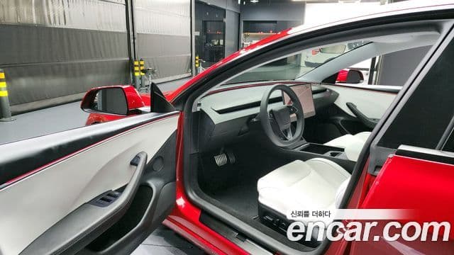 Tesla модель 3 performance AWD, 2025 10