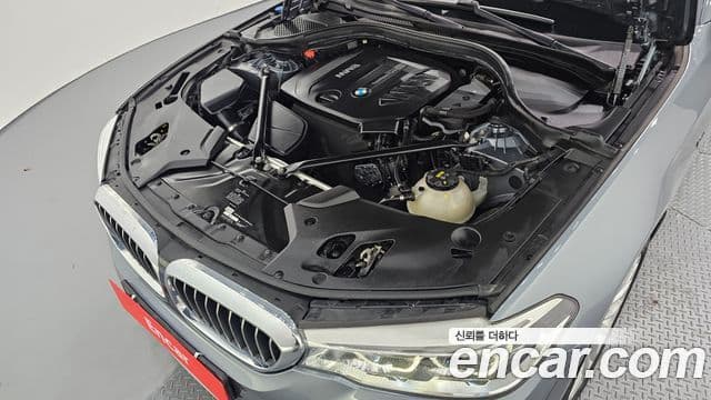 BMW 5시리즈 (G30) 520d Luxury Special Edition, 2018 6