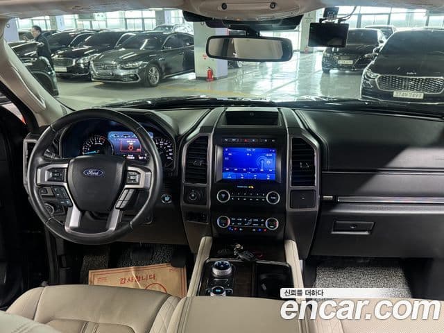Ford 익스페디션 7인승, 2021 10