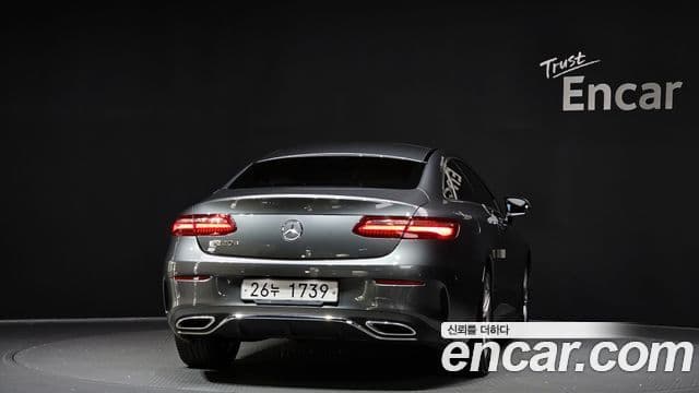 Mercedes-Benz E-класс W213 E220d купе, 2017 4