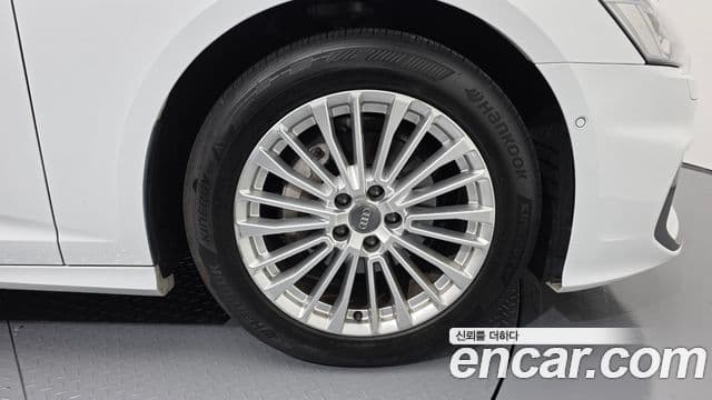 Audi A6 (C8) Premium, 2020 все фото