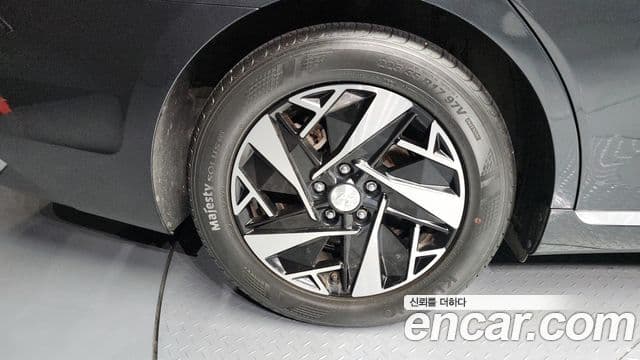 Hyundai The / новый New Grandeur IG гибрид Exclusive, 2021 все фото