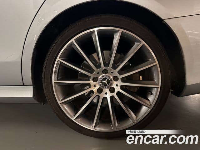 Mercedes-Benz E-класс W213 AMG Line, 2022 19