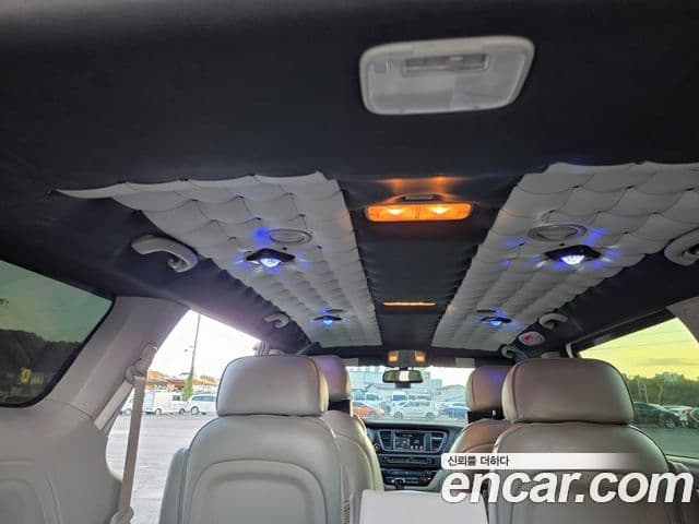 Kia All New Carnival Luxury, 2015 7