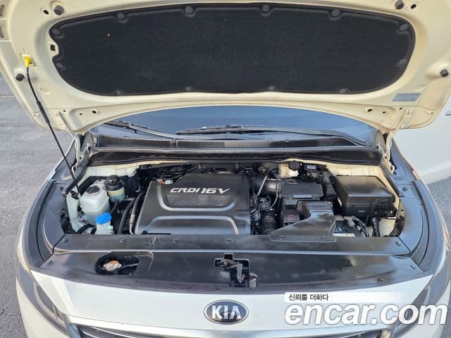 Kia All New Carnival Luxury, 2015 16