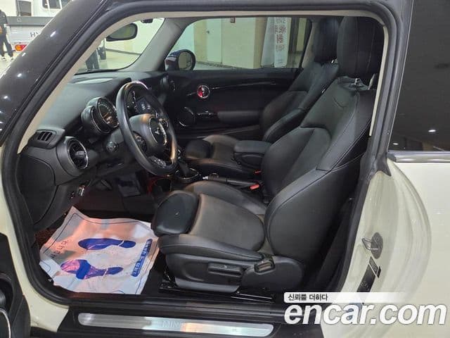Mini Cooper D 3세대, 2015 6