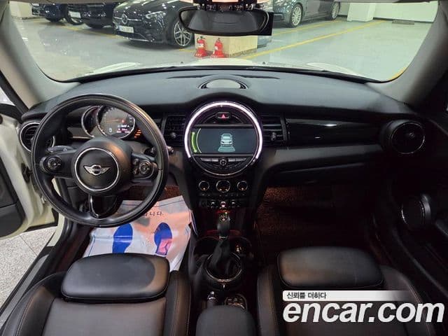Mini Cooper D 3세대, 2015 8