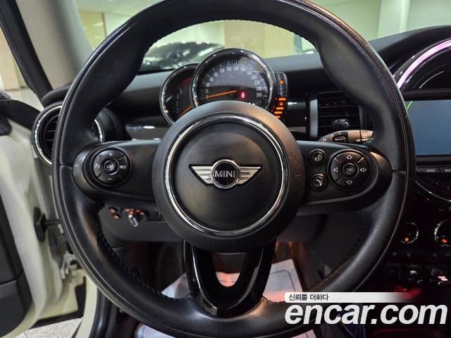 Mini Cooper D 3세대, 2015 9