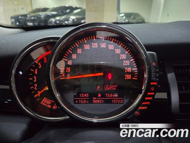 Mini Cooper D 3세대, 2015 10