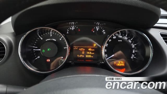 Peugeot 3008 1세대, 2014 8