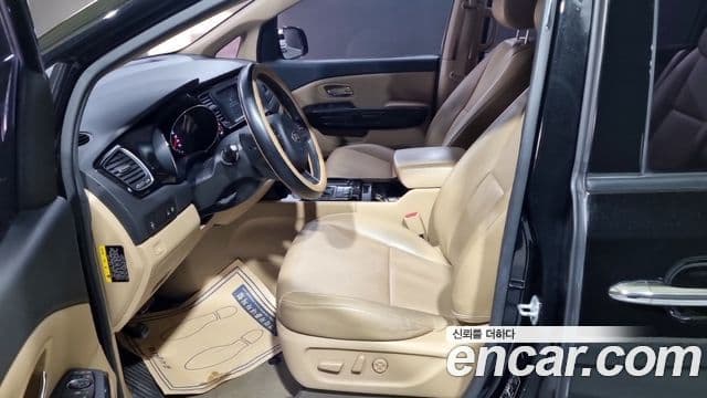 Kia All New Carnival Prestige, 2017 12