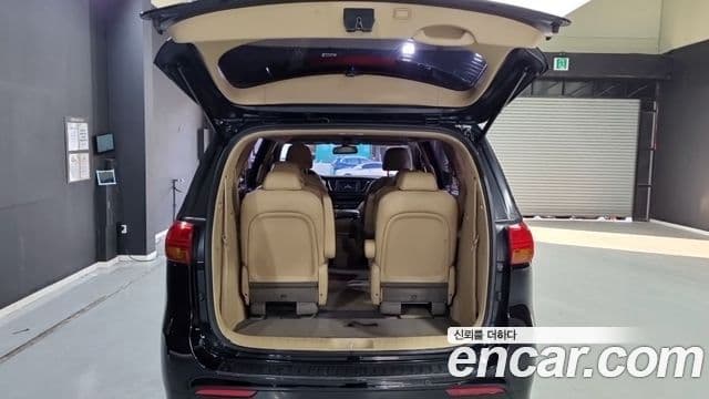 Kia All New Carnival Prestige, 2017 14