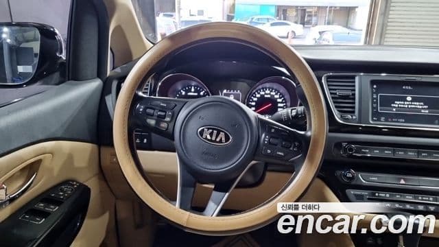 Kia All New Carnival Prestige, 2017 17