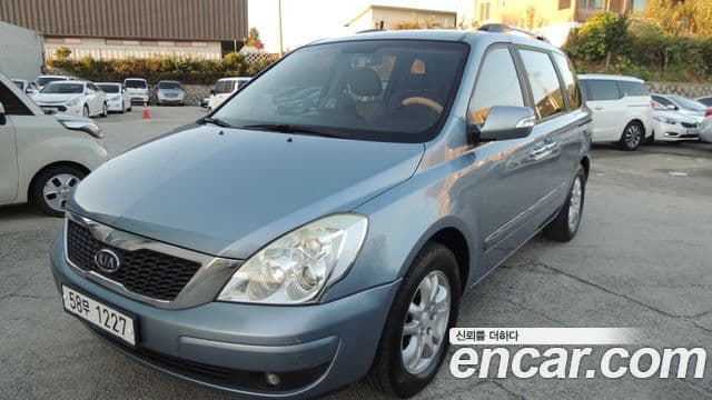 Kia Carnival R топовая версия, 2012 1