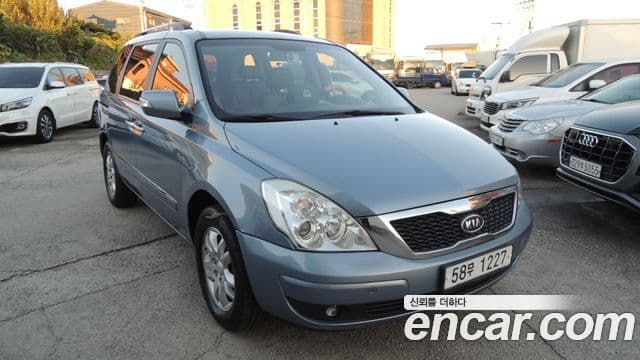 Kia Carnival R топовая версия, 2012 3