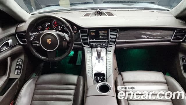 Porsche Panamera 970, 2014 7