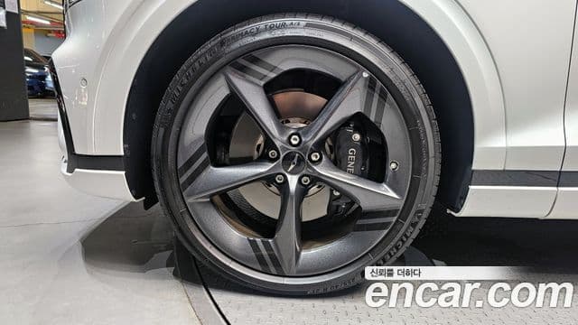 Genesis GV70, 2025 все фото