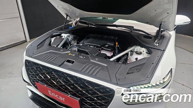 Genesis GV70, 2025 6
