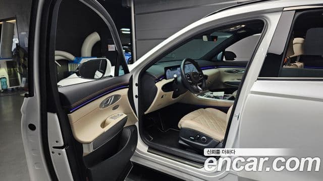 Genesis GV70, 2025 11