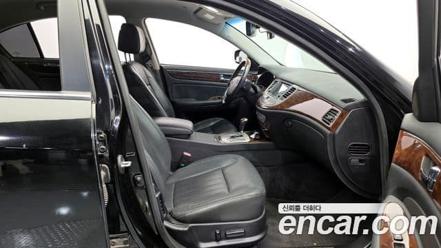 Hyundai Genesis Prime Pack, 2011 10