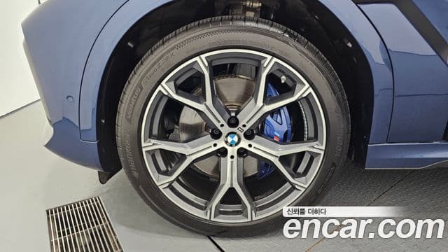 BMW X6 (G06) xDrive40i M Sport, 2023 все фото