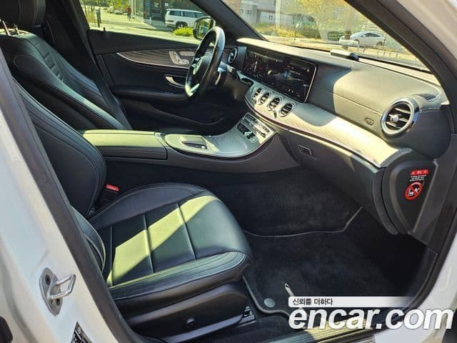 Mercedes-Benz E-класс W213 AMG Line, 2021 12