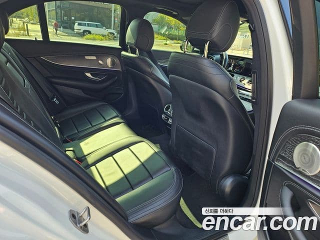 Mercedes-Benz E-класс W213 AMG Line, 2021 14