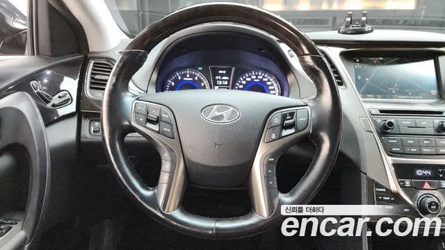 Hyundai Grandeur HG Modern, 2014 13