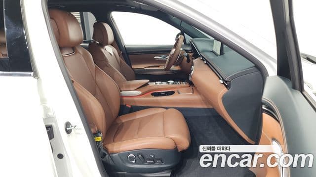 Genesis GV70, 2024 11