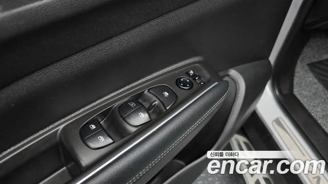 Renault Korea(Samsung) The / новый New QM6 2.0 LPe RE Signature 2WD, 2020 17