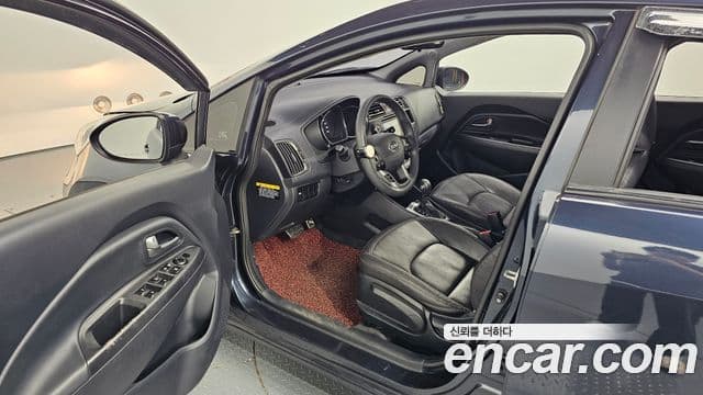Kia All New Pride Luxury, 2013 11