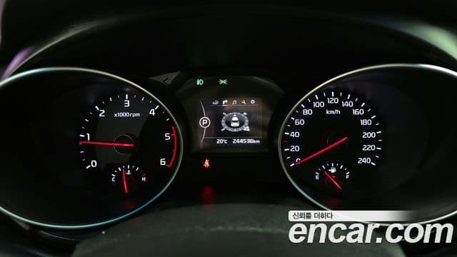 Kia All New Carnival Luxury, 2015 8