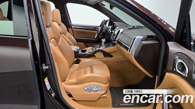 Porsche New Cayenne 958, 2016 10