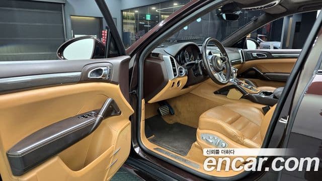 Porsche New Cayenne 958, 2016 11