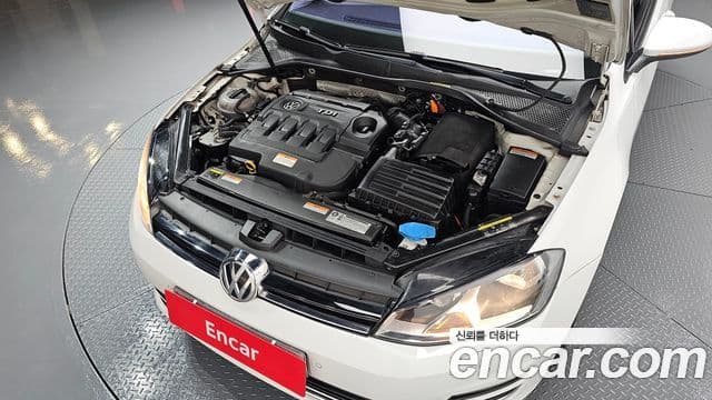 Volkswagen Гольф 7세대, 2014 6