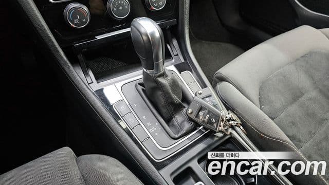 Volkswagen Гольф 7세대, 2014 9