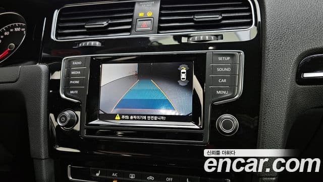 Volkswagen Гольф 7세대, 2014 18