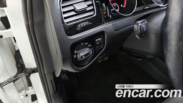 Volkswagen Гольф 7세대, 2014 19